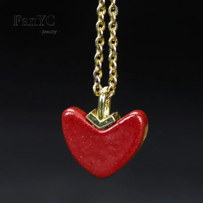 Collana con orecchini a cuore d'amore cinabro naturale a forma di V Set regalo di compleanno per donna con ciondolo cinabro a cuore rosso di lusso leggero di moda