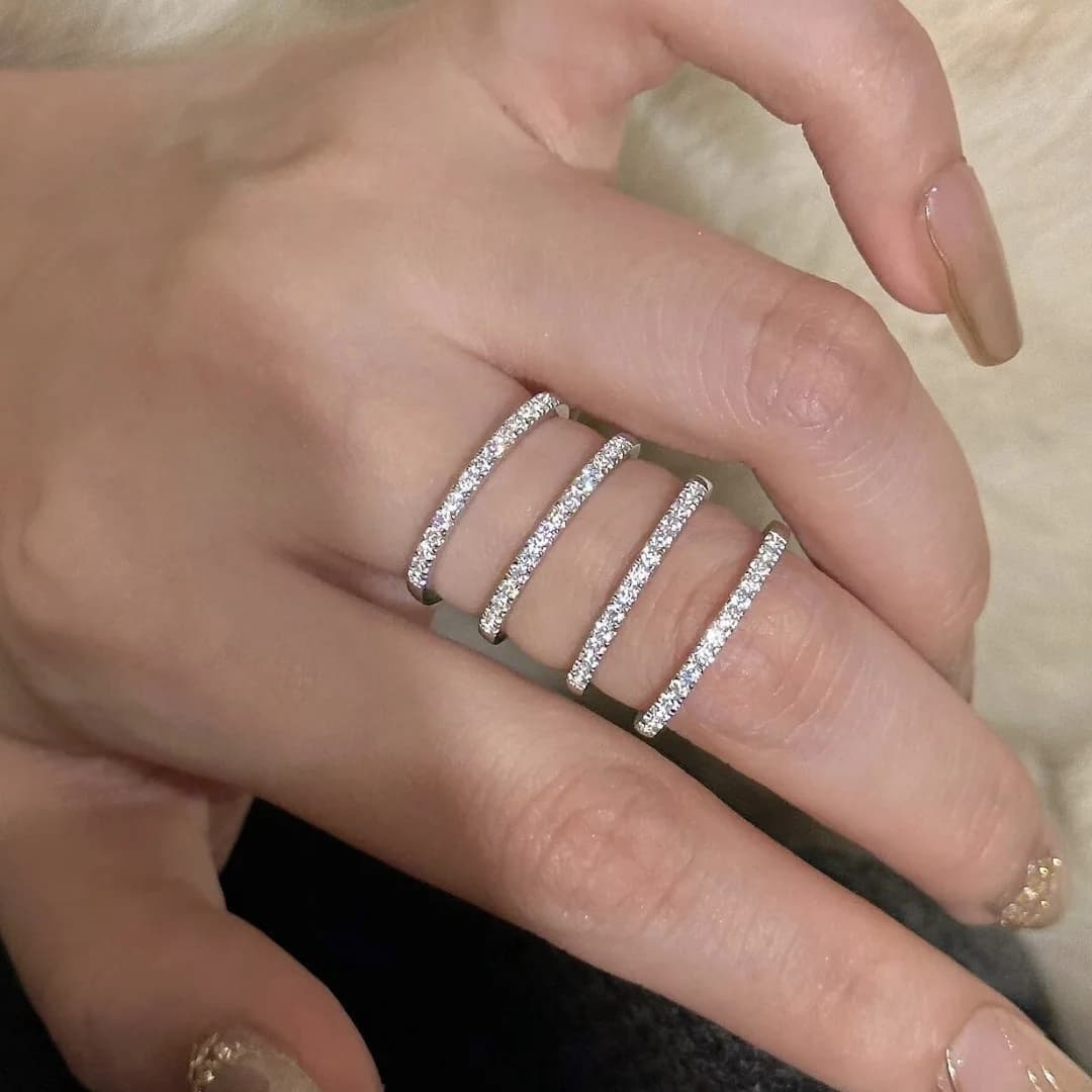 Fine daily sparkling broken diamond half circle small row diamonds rings for women light luxury high-end simple ring jewelry