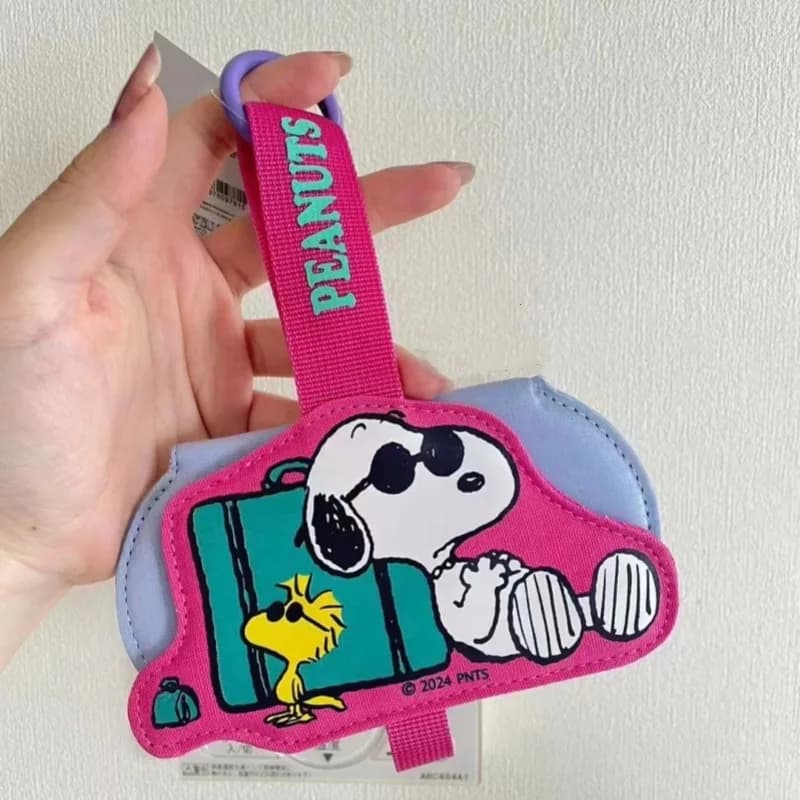 Snoopy New Cartoon Eyeglasses Case Pressure Resistant Protective Cover Portable Storage Box for Sunglasses Daily Outdoor Use