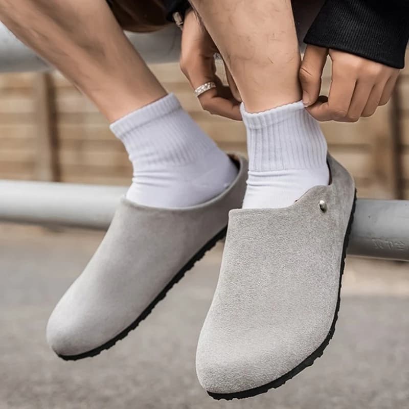 New versatile plus size men's casual shoes for outdoor wear resistance one foot lazy shoes half toe slippers