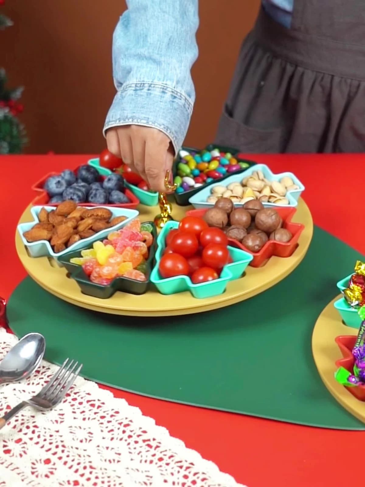 Vassoio per frutta a forma di albero di Natale, vassoio a griglia per frutta, vassoio per frutta secca domestico, vassoio per snack, vassoio per frutta, vassoio creativo ed esteticamente raffinato per il soggiorno
