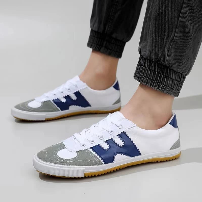 Men's casual shoes in canvas Unisex Kung Fu Wushu men's sports shoes Comfortable training sneakers with soft sole New