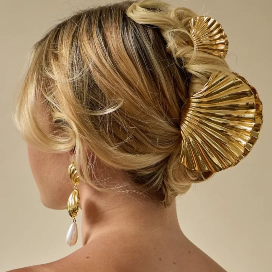 Fermaglio per capelli a forma di conchiglia in metallo con texture irregolare, accessorio per coda di cavallo da donna, forcina per capelli da ragazza, accessori moda, regali