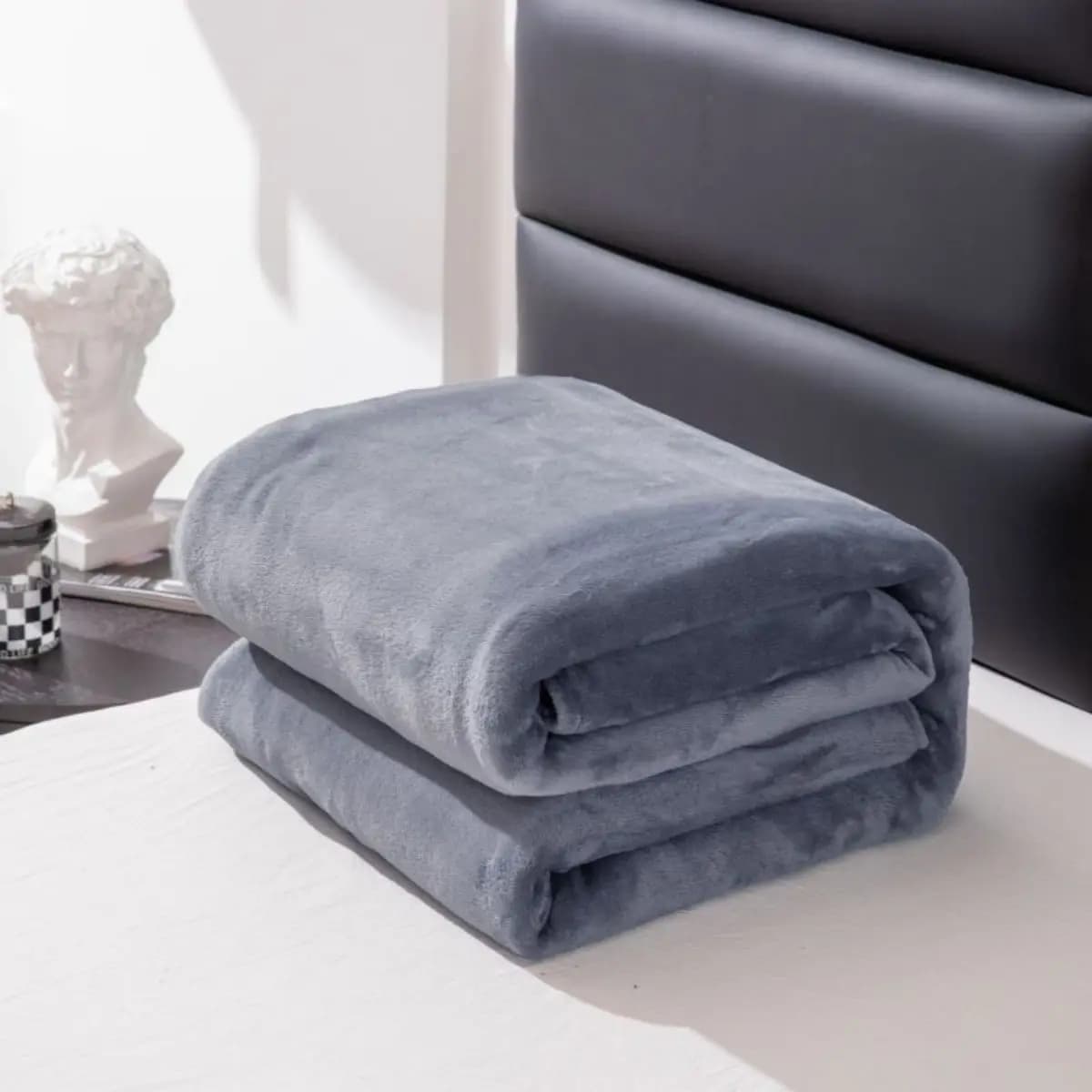 1 pezzo, coperta in peluche dai colori semplici e semplici, fodera multifunzionale in peluche Farley, ispessita e calda