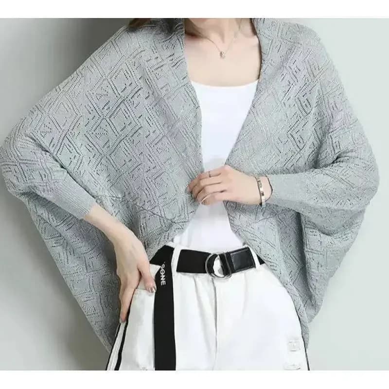 Camicette primavera estate Indossano cardigan lavorato a maglia in seta di ghiaccio da donna Poncho con scialle cavo resistente al sole Mantelle da donna Mantelli verdi lavorati a maglia