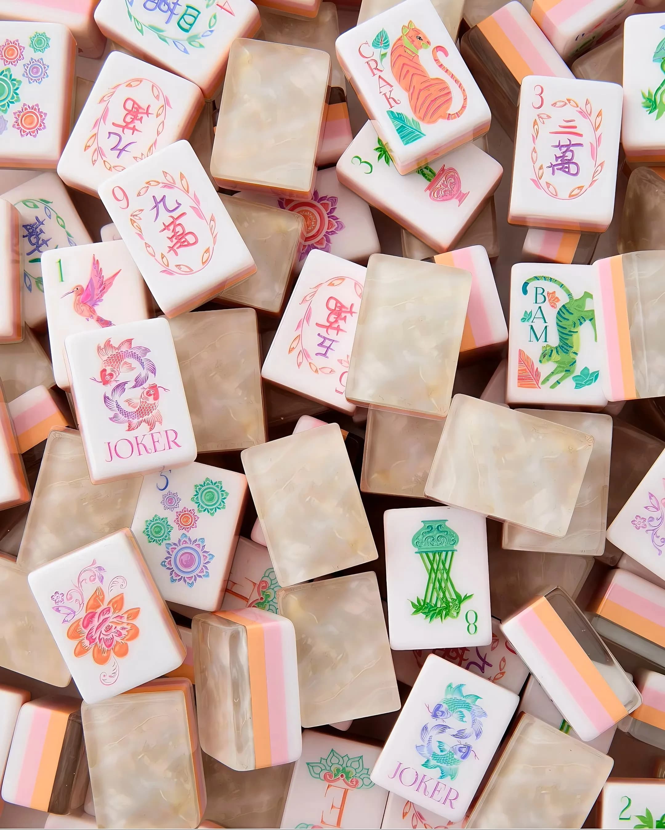 Luxurious four-tier American mahjong set, including 160 pearlescent American-style carved mahjong tiles