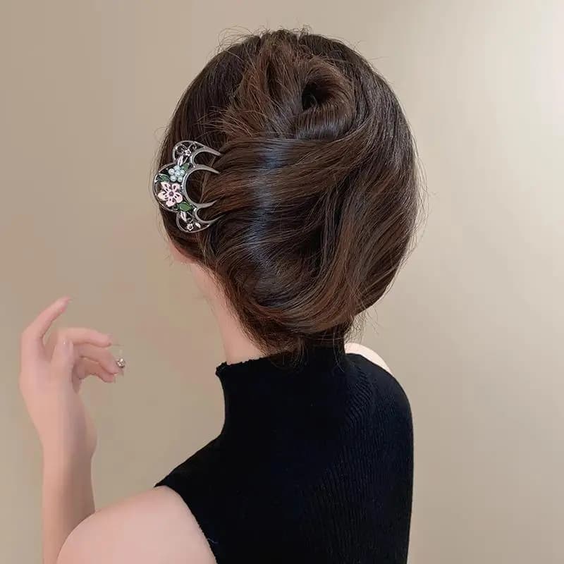 ● Forcine per capelli a forma di U in metallo, pettini con perle e nappe, fermagli e forcine per capelli da donna e ragazza, accessori per capelli, ornamenti e strumenti per lo styling