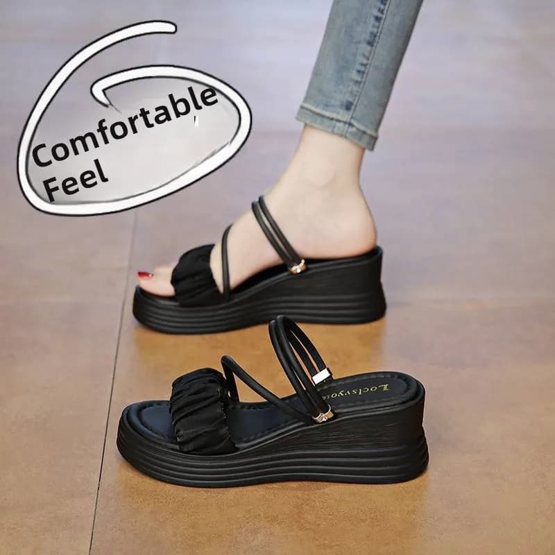 Sandali Donna Estivi 2026 con Tacco Grosso, Nuovo Stile, Adatti per Statuette Minime, Abbinabili a Gonne, per Esterni, Zoccoli alla Moda