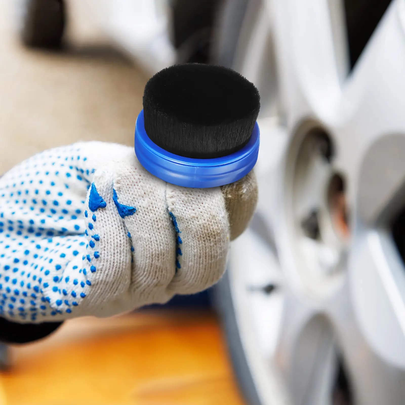 Set di 1 Spazzola Applicatrice per Lucidatura Pneumatici con Testa in Nylon Morbido, Design Staccabile, Impugnatura Comoda, Spazzola per Pulizia Ruote Auto