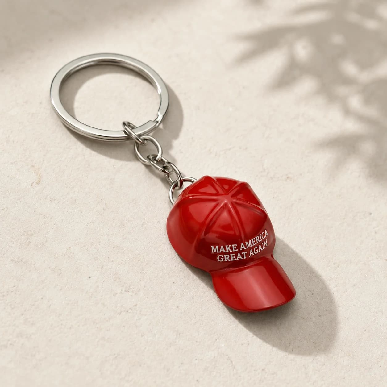 Red Baseball Cap Keychain Multicolor Mini Hat Pendant Creative Metal Key Ring Backpack Charm Collectible Souvenir Gift Wholesale