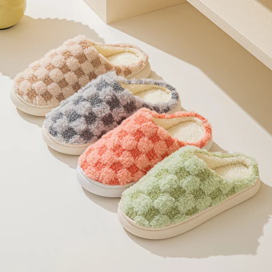 Women's Cotton Slippers Winter Home Covered Home Hot Non-slip Bottom Thick New wool slippers for men Autumn and winter