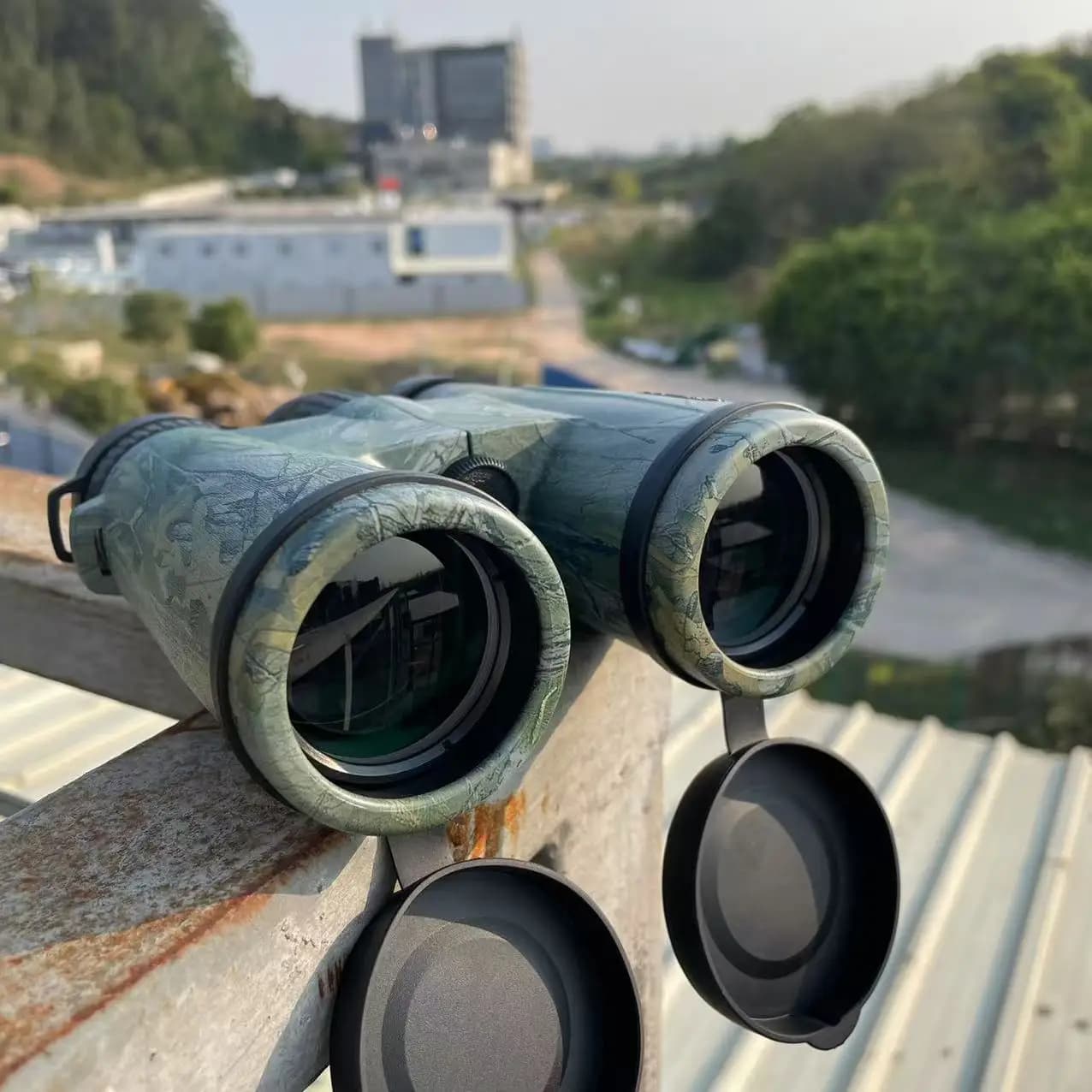 Binocolo SUNCORE 10X42: binocolo professionale ad alta definizione ad alto ingrandimento