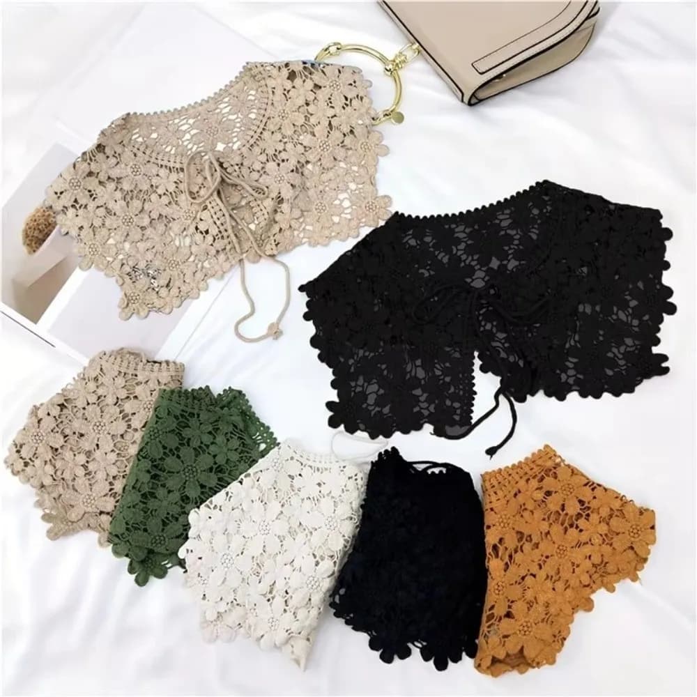 Elegante Sciarpa con Colletto Finto Traforato in Pizzo Lavorato a Maglia, Mini Mantellina Elegante per Donne