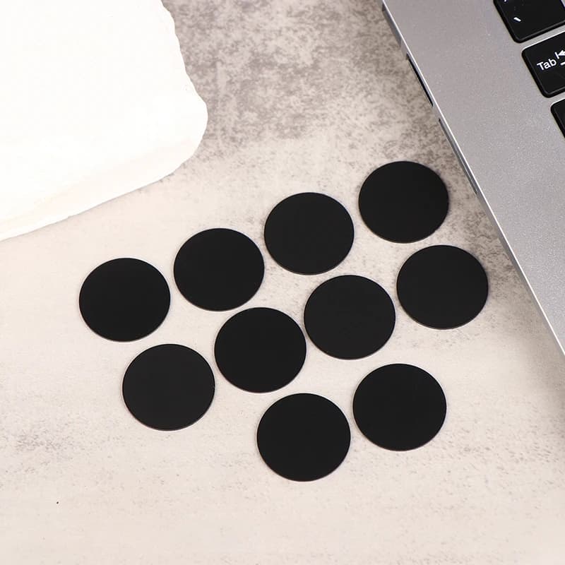 5pcs riscrivibile nero bianco Ntag215 NFC moneta rotonda 504 byte etichette per schede Smart Ntag215 25mm per gioco telefonico NFC