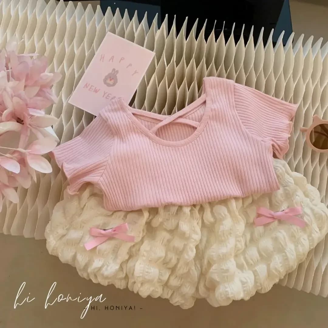 2023 Estate stile coreano bambini imposta dolce carino T-shirt pantaloni corti morbido nuovo design moda viaggio vocazione per le ragazze