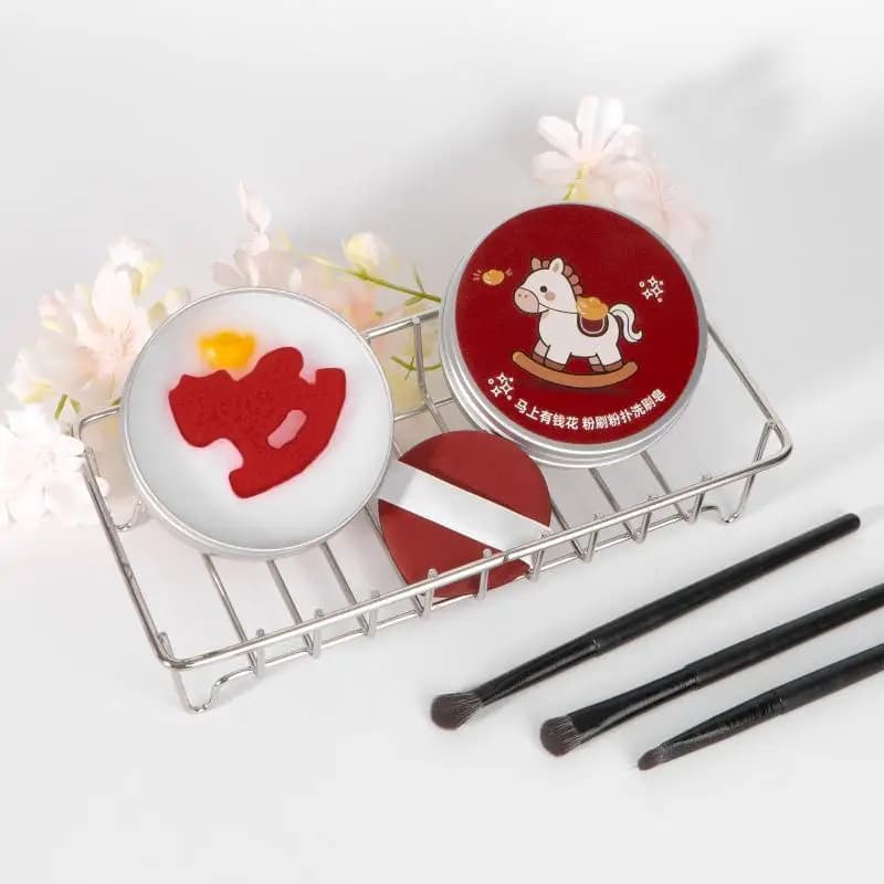 Deep cleaning soap for makeup brushes, multifunctional tool for beauty lovers