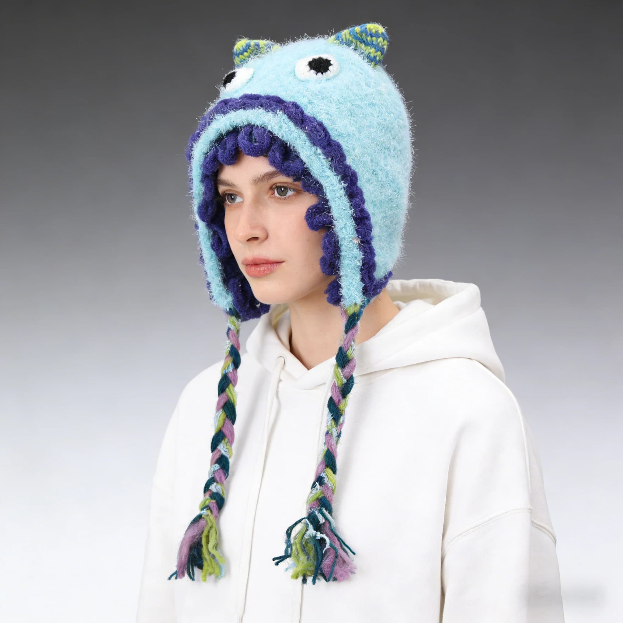 1pc，Cute Cartoon Monster Earflap Hat Braided Design Multi-Color Fashion Casual Women's Beanie.