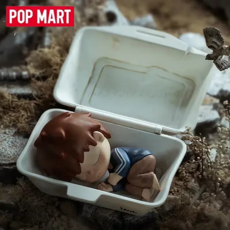 Pop Mart Hirono City of Mercy Series Blind Box Guess Bag Mystery Box Toys Doll Collezione di ornamenti per il desktop Anime Action Figure