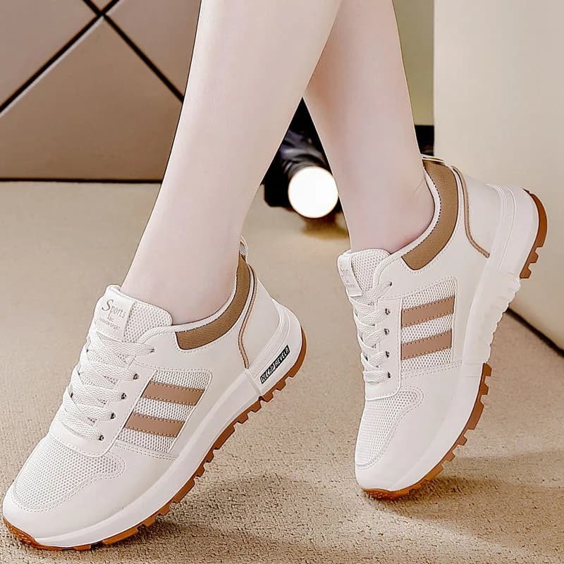 2025 nuove sneakers alla moda autunno scarpe casual leggere da donna scarpe da corsa leggere con suola morbida scarpe casual da donna