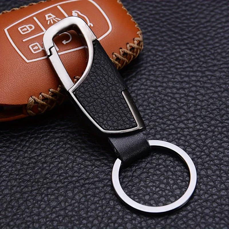 Men'S Car Keychain Creative Easy And Fashionable Door Lock Keyring Waist Hanging Metal Keychain Faux Leather Keychain Car Key Gift