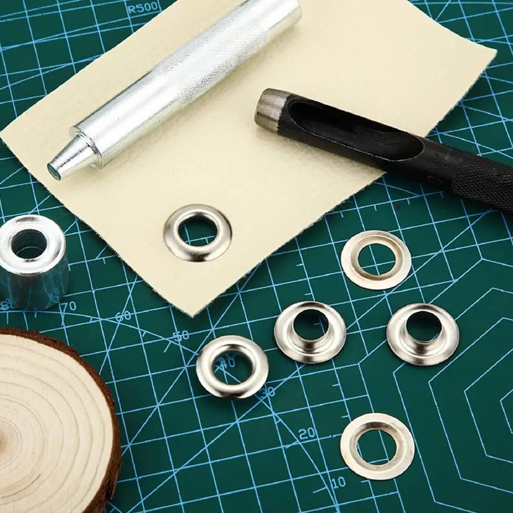 Set di 1 kit di fissaggio per occhielli resistenti con strumento di perforazione in lega e strumento per l'applicazione di occhielli per riparazione teloni, borse in tela e occhielli in tessuto
