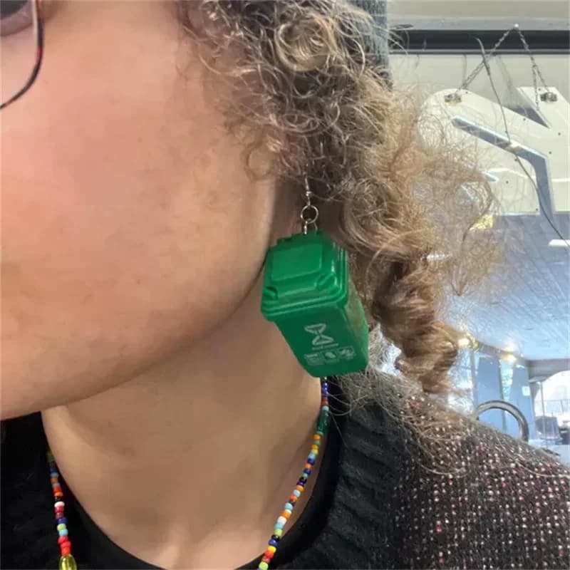 Orecchini a Forma di Mini Pattumiera – Design Contenitori per Rifiuti e Rifiuti Biologici, Gioielli Divertenti e Originali per Donne