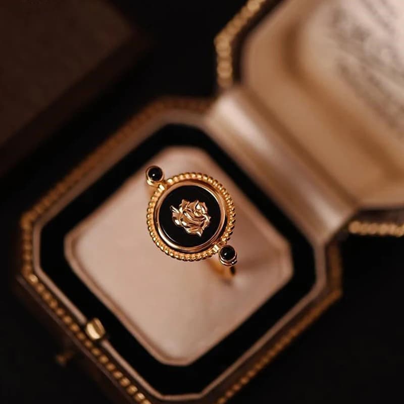 Designer originale nuovo epossidico nero rotondo retrò fiore anello da donna girevole squisito elegante luce gioielli in argento di lusso