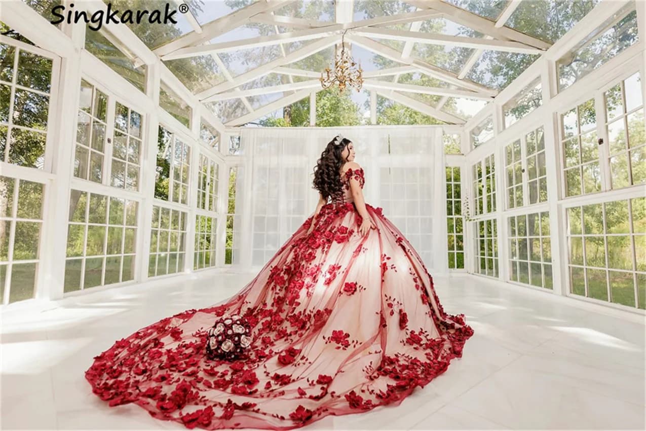 Carino Rosso Principessa Abiti Quinceanera 2025 Squisito Fiore 3D Appliques Tulle Lusso 16th Compleanno Desss Abiti Personalizzati