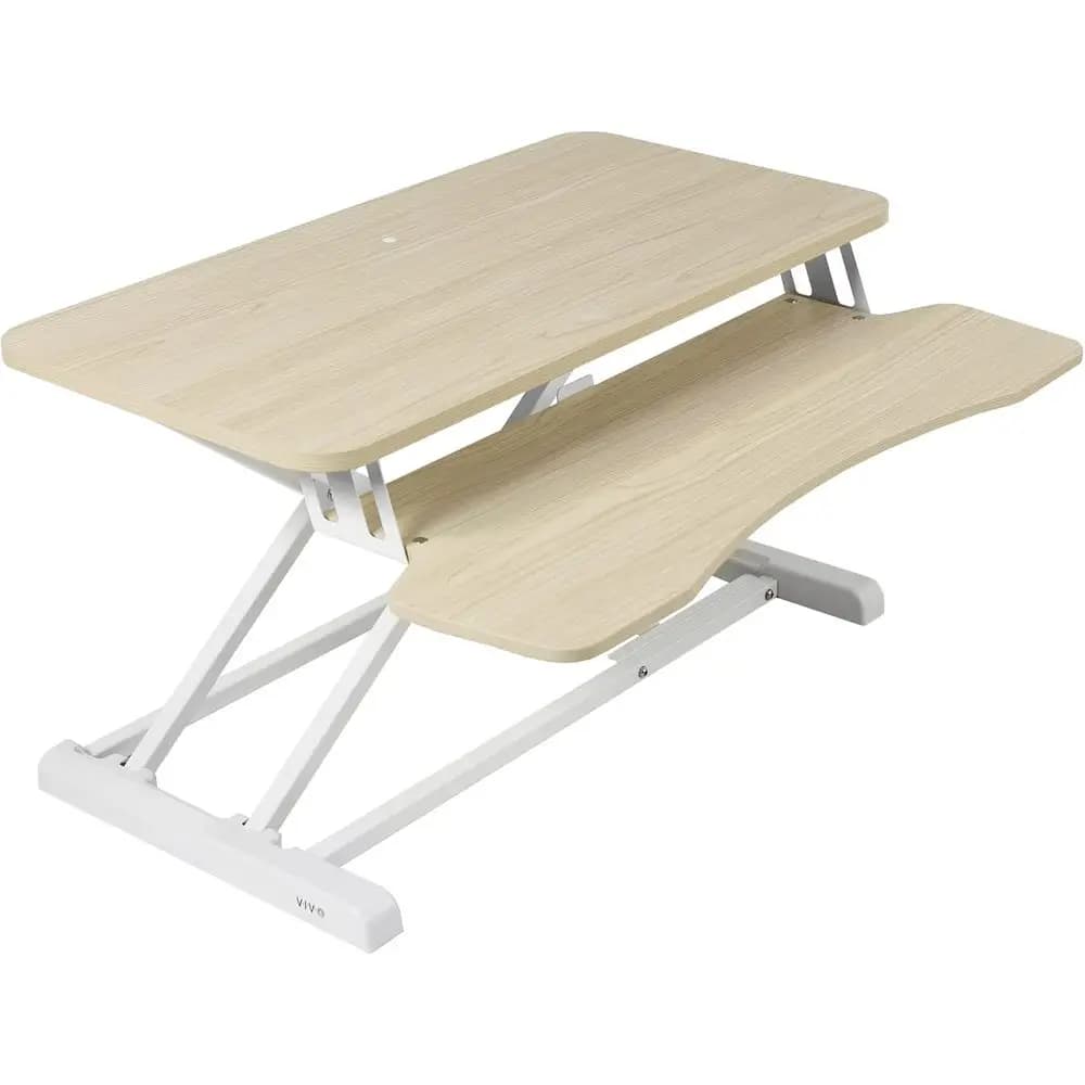 Convertitore da scrivania regolabile in altezza da 32 pollici, supporto per doppio monitor e laptop con ampio ripiano per tastiera, piano in legno chiaro