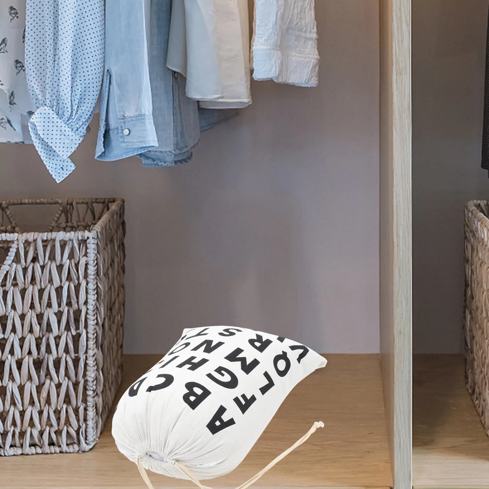 Sacca in Tessuto Resistente con Coulisse per Vestiti, Coperte e Biancheria - Contenitore per Organizzazione Domestica e Viaggi