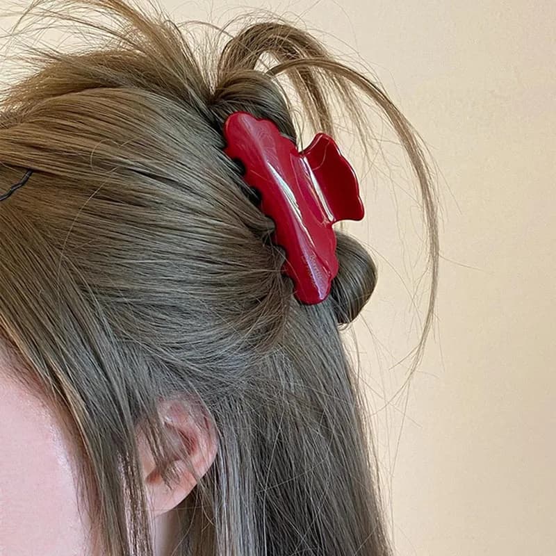 Korean Trendy Red White Wavy Cloud Hair Claws Medium Acetate Shark Clip for Half Up Hairstyle Women Fashion Hair Accessories