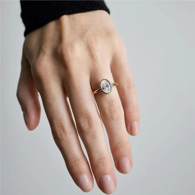 Anello Classico Ovale in Moissanite Placcato Oro Argento 925 con Incastonatura a Castone, Anello di Promessa per Matrimonio Nuziale