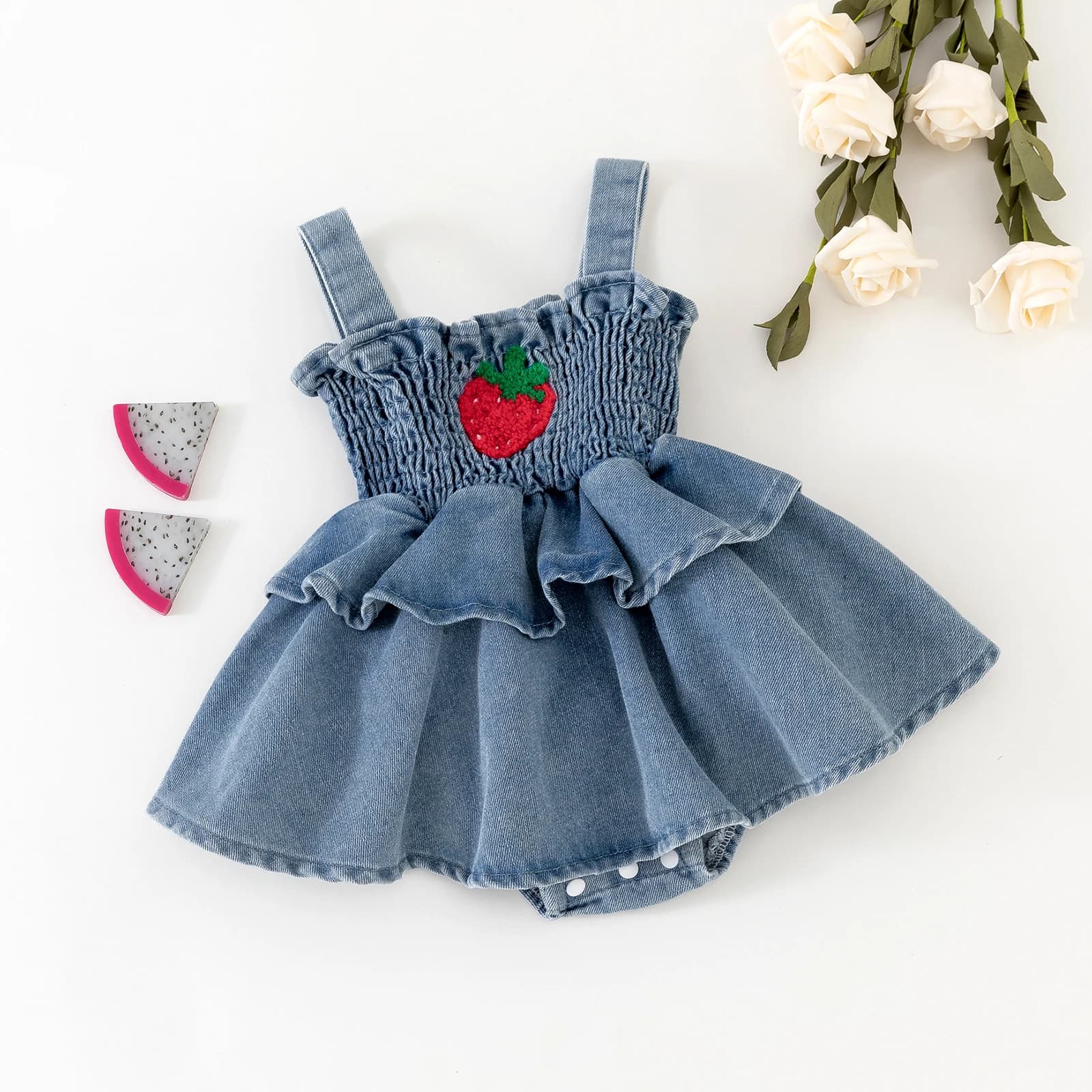 Baby coarse with strawberry pattern, baby dress, comfortable children's clothing in soft fabric