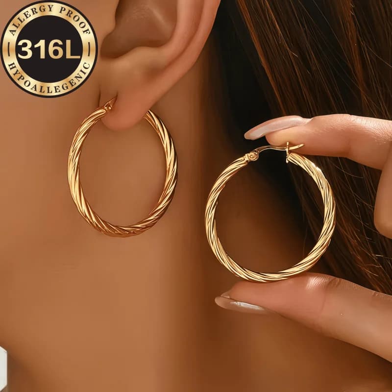 High-End Golden | Silvery Stainless Steel Hypoallergenic Plum Blossom Twisted Anti-Fading Suitable for Skin-Friendly Suitable for Daily Wear Attending Banquets Weddings Is a Delicate Gift for Women