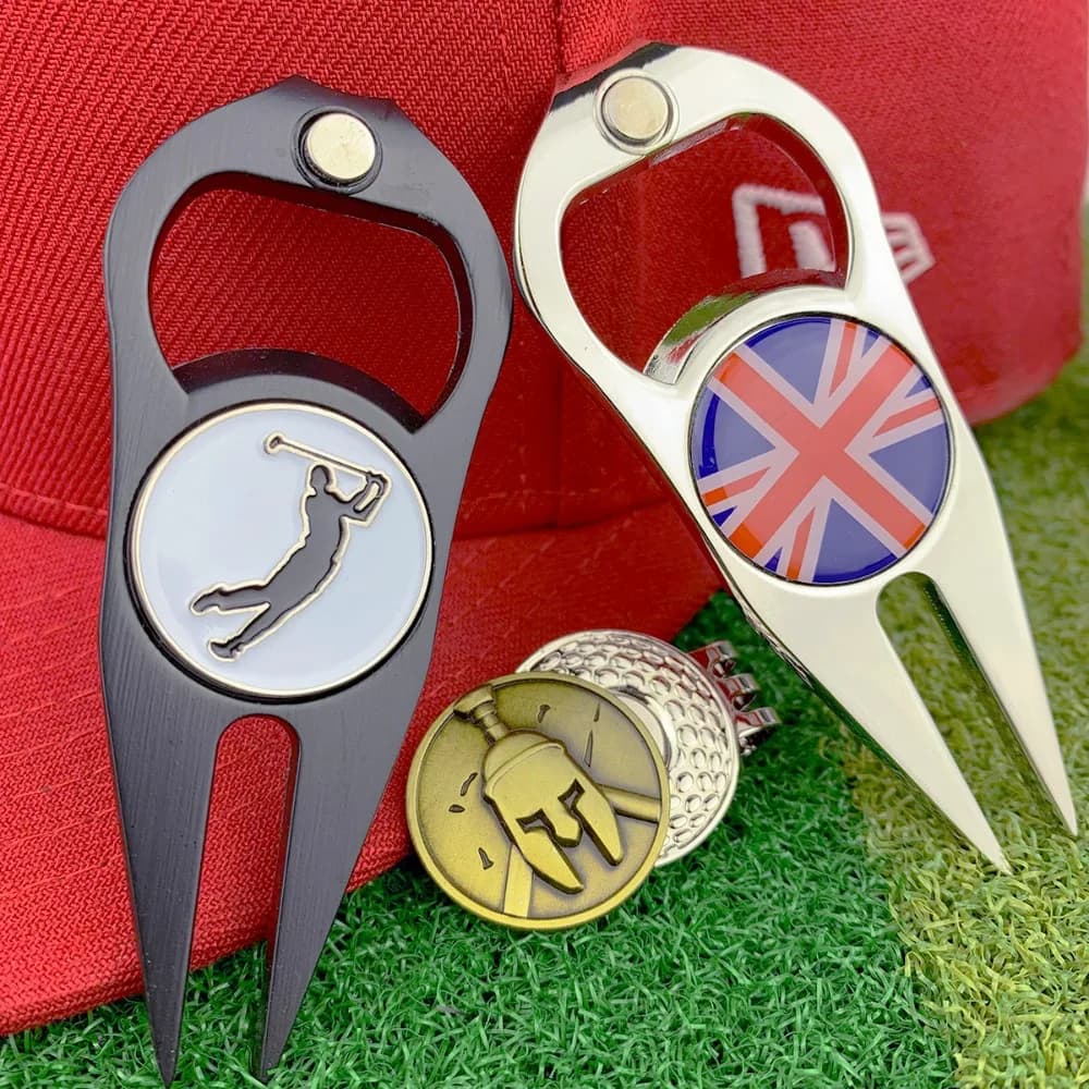 Forniture da Golf: Forchetta per Green in Metallo, Apribottiglie, Marcatore Palline, Strumenti per il Terreno, Regali, Attrezzi da Golf con Aspirazione Magnetica