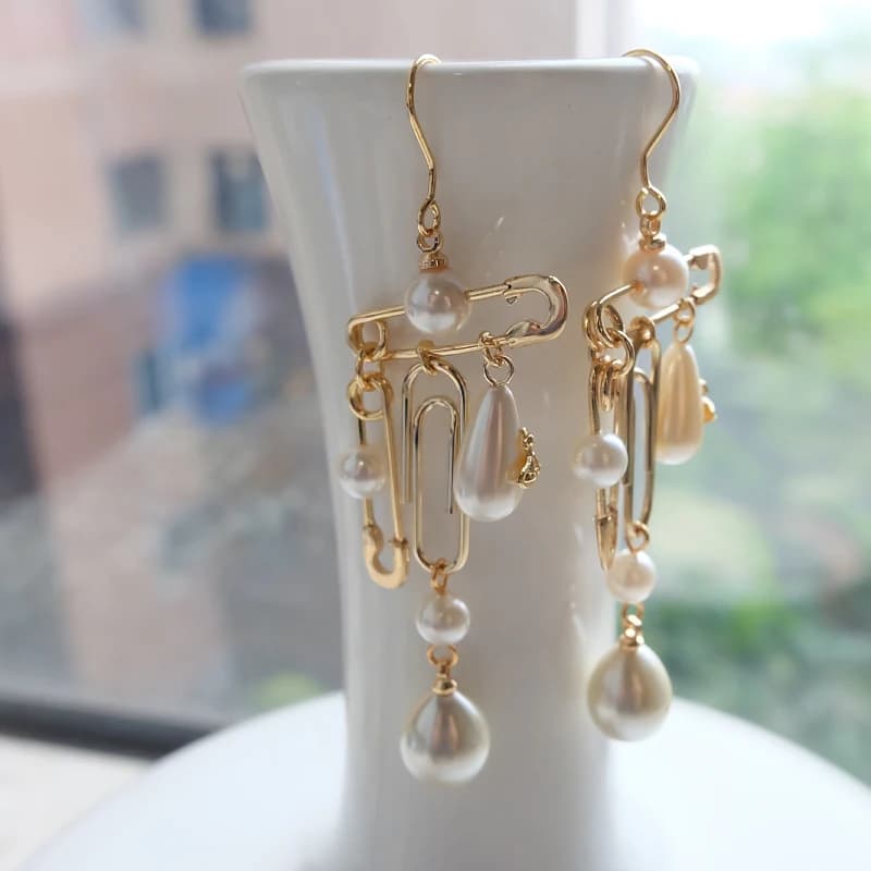 Orecchini da Donna in Argento Sterling S925 con Ciondolo Piccolo Saturno, Gioielli di Lusso Leggero ed Essenziali per Banchetti, di Alta Moda