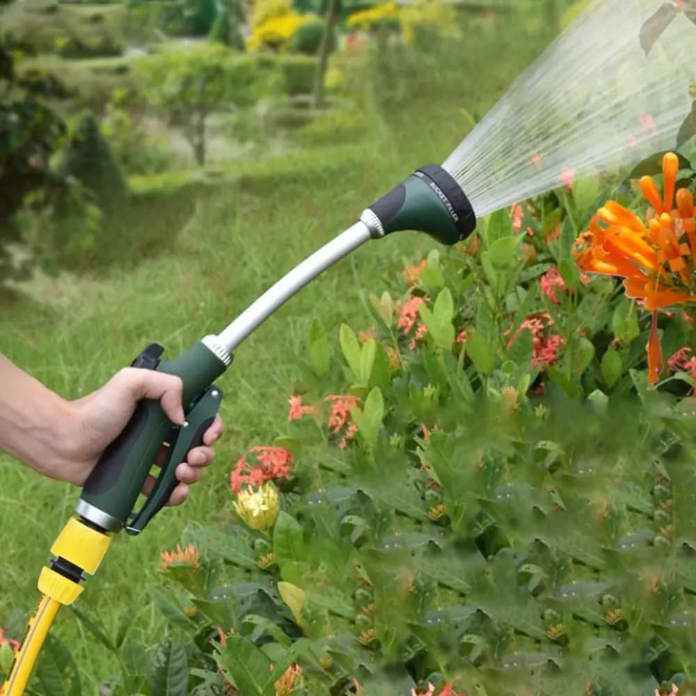 Doccetta a spruzzo per tubo da giardino con impugnatura lunga, impugnatura comoda e gommata, spruzzatore per irrigazione con 5 modelli di spruzzo, design salva-sforzo