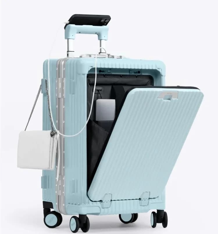NOBL Carry-On All-in-One Baby Blue ALLBL1 Nuovo con Etichette
