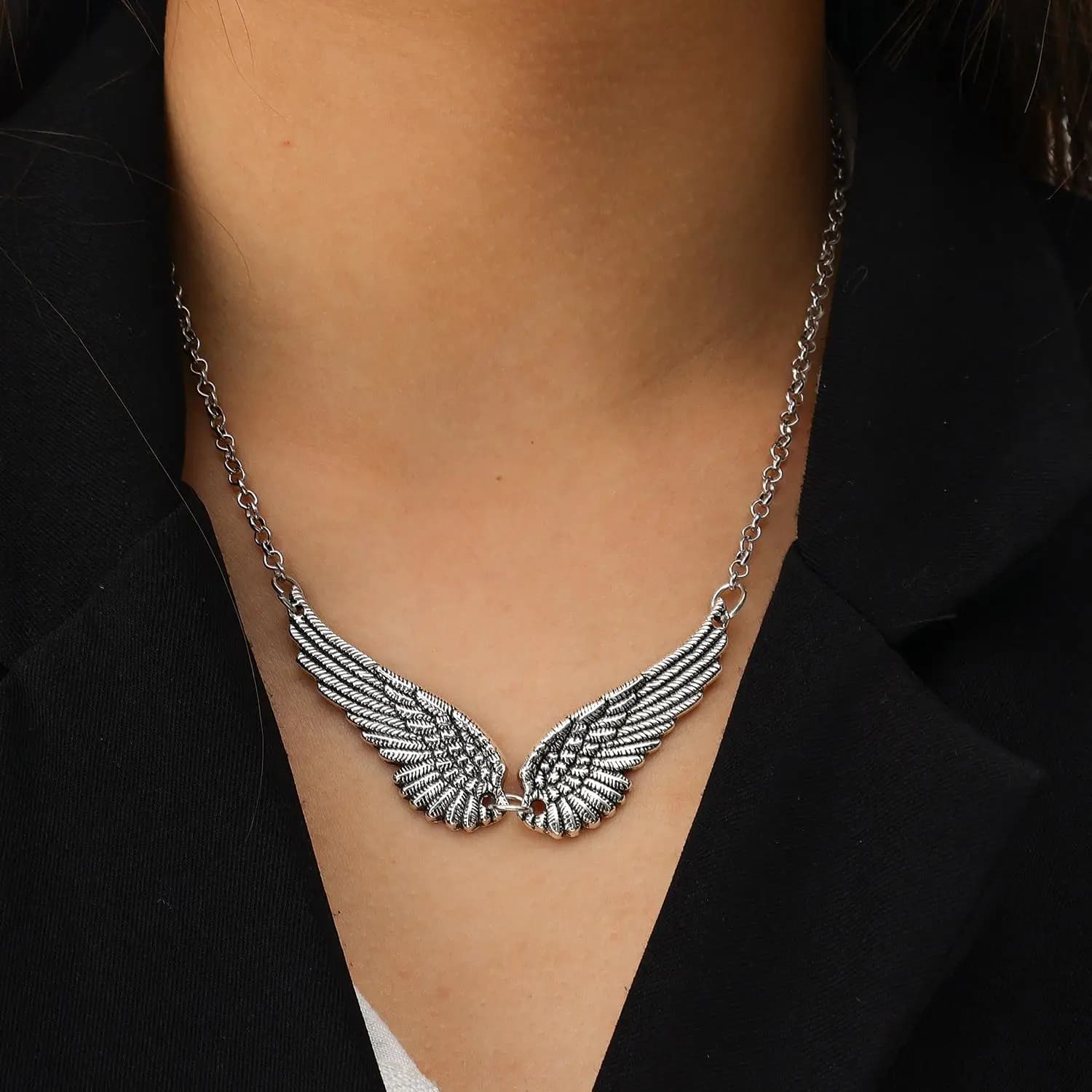 Collana con Ali d'Angelo in Piume, Catena Vintage con Grande Ciondolo, Gioiello da Donna per Matrimoni e Feste