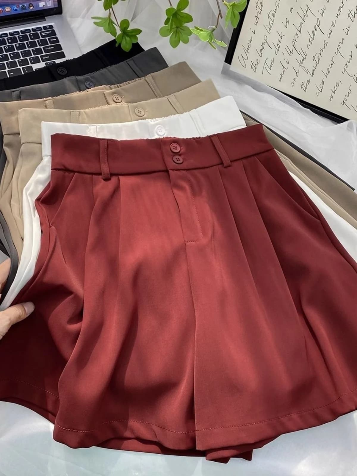 High Waist Double Buckle Ice Silk Suit Shorts Women Summer Large Size Loose Casual Straight Leg Wide Leg A-Line Hot Pants