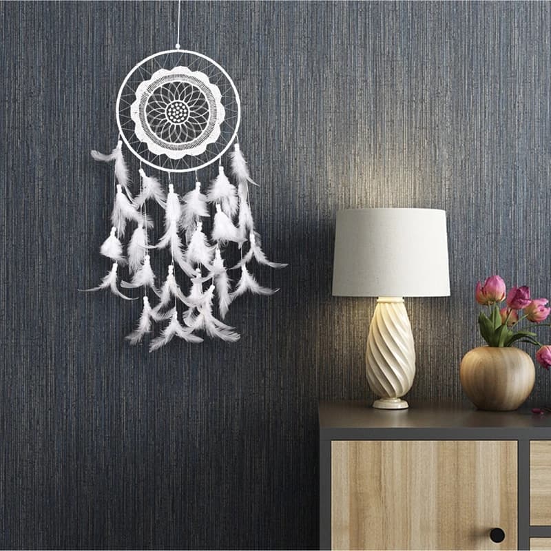 Hollow White Feathers Dream Catcher Large Wind Chimes Bedroom Decorations Wall Hangings Door Pendants For Girls Holiday Gifts