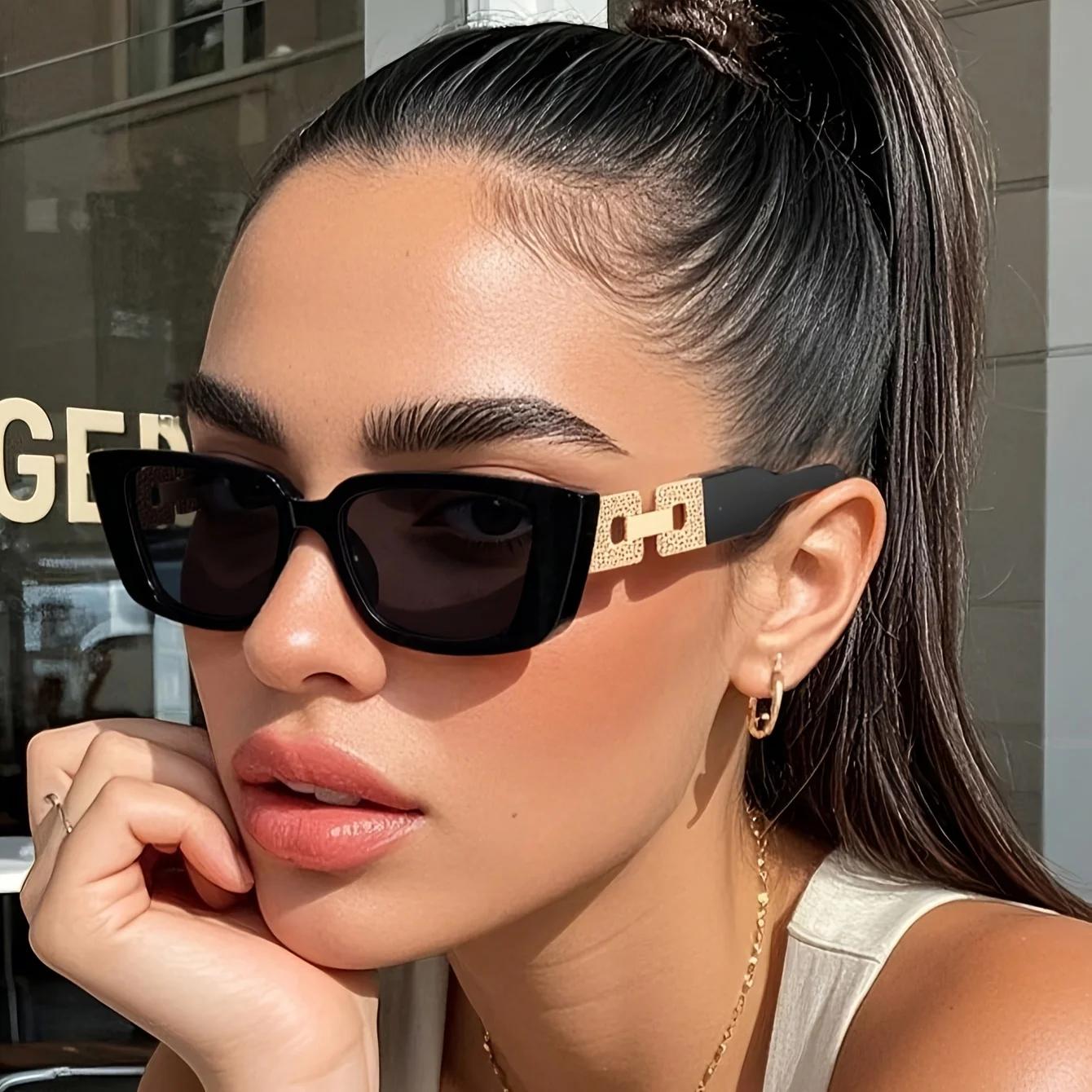 [Women's Square Frame Glasses] 1pc Women's Fashion Square Frame Glasses - Metal Chain Temple Design - Protection - Sexy & Elegant Style - Suitable for Parties, Street Photography, Outfit Coordination, Travel, Vacation