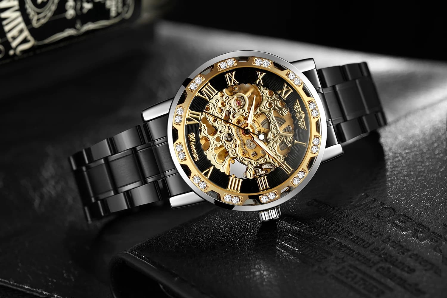 T-WINNER Moda Nero Casual Orologi da uomo Scheletro Meccanico Incisione Lusso Fresco Strass Puntatori luminosi Orologio da polso da uomo