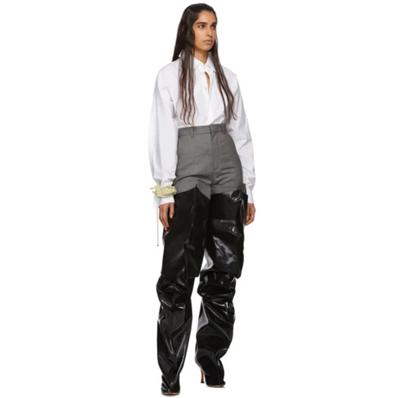 Jeans Oversize Avanguardisti da Donna con Stivali Integrati, Scarpe con Tacco Alto a Punta Sopra il Ginocchio, Stivali Lunghi da Donna