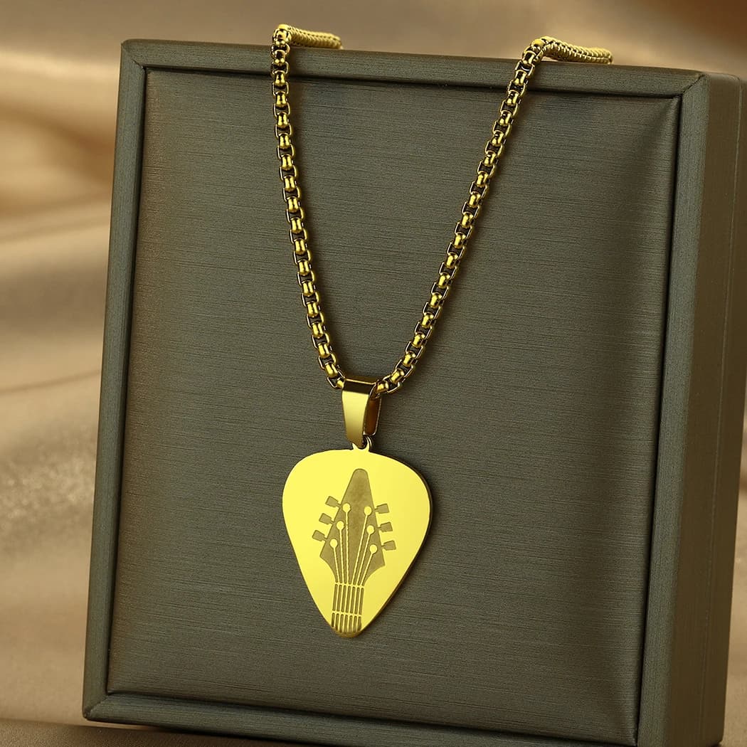 Collana con ciondolo plettro per chitarra inciso in acciaio inossidabile Chandler regali per amanti della musica per musicisti per uomini e donne