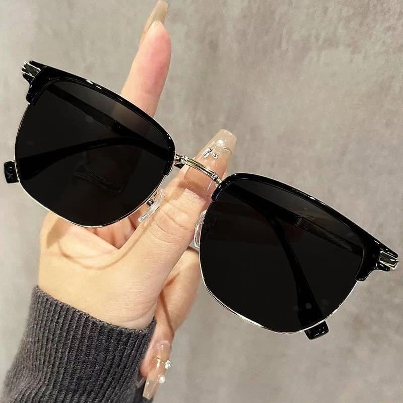 2026 New Stylish Men Women Sunglasses Summer UV Protection Sun Glasses Fashion Elegant Classic Driving Shades Retro High Quality Trendy Eyewear Design