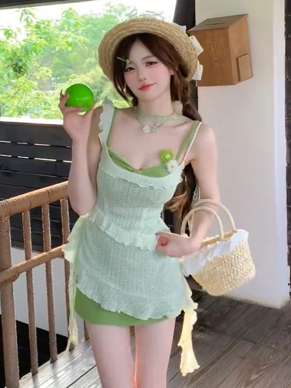 Summer Slimming Short Skirt Two-Piece Set Women's Sweet Knitted Tube Top Dress High Waist Commute Style Korean Version Hot Girl
