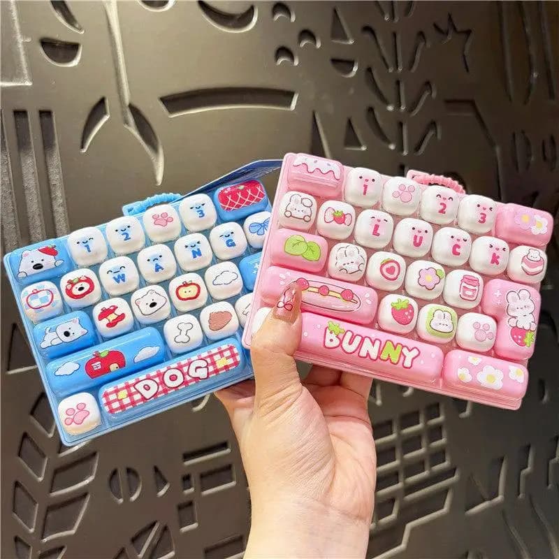 Cute 26 Key Stress Relief Keyboard Creative Mechanical Fidget Tool for Students School Desk Relaxation Gadget