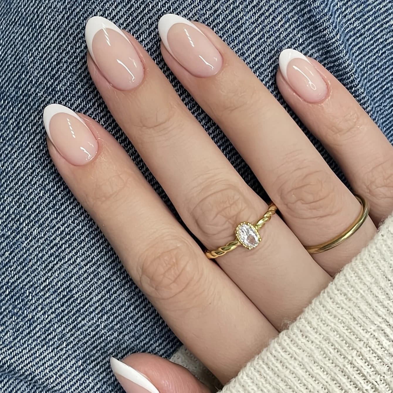 24 pieces - Mandorla fake nails with French white edge - Set for nail art whitening with removable fake nails for festivals, appointments and daily use