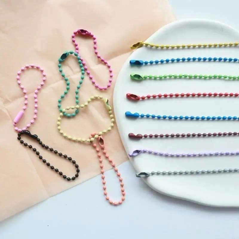 Collezione ciondoli per borse da 160 pezzi con robusti fermagli e anelli in metallo colorati per appassionati